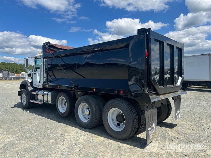 Mack GU813 Granite Tri/A Dump Truck Camion ribaltabili