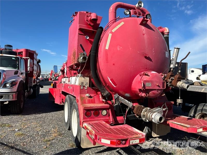 Mack KeithHuber on  Mack R685ST 6x4 Vacuum Tanker Truck Camion vidanje