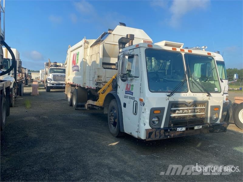 Mack LEU613 폐기물 수거 트럭