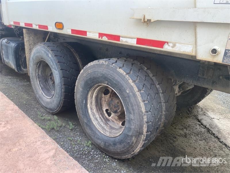 Mack LEU613 폐기물 수거 트럭