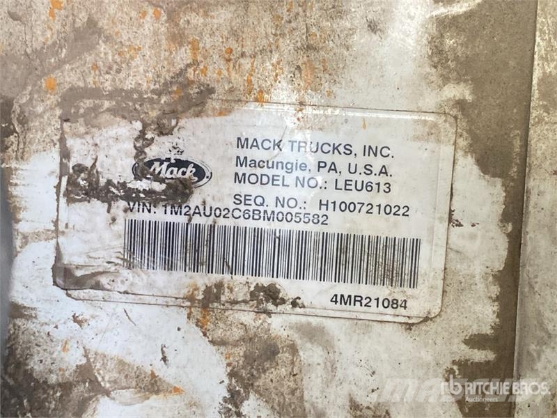 Mack LEU613 폐기물 수거 트럭