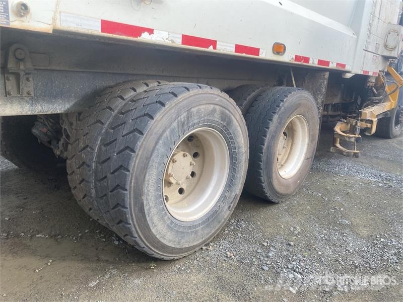 Mack LEU613 폐기물 수거 트럭