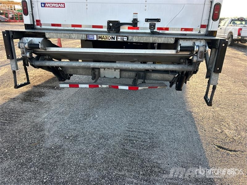 Mack MD 4x2 Van Truck Camiones caja cerrada