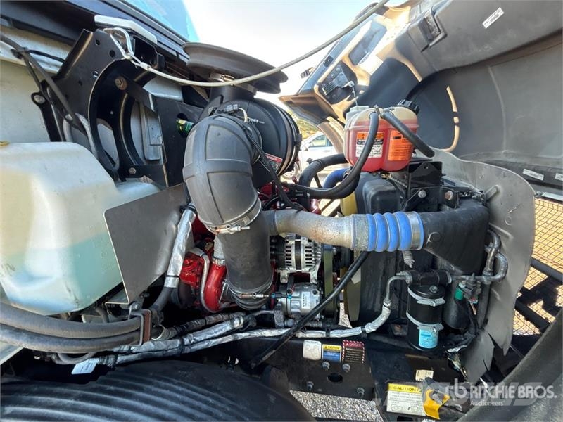 Mack MD 4x2 Van Truck Samochody ciężarowe ze skrzynią zamkniętą