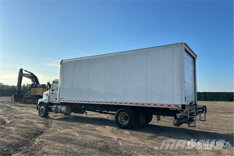 Mack MD 4x2 Van Truck Camiones caja cerrada