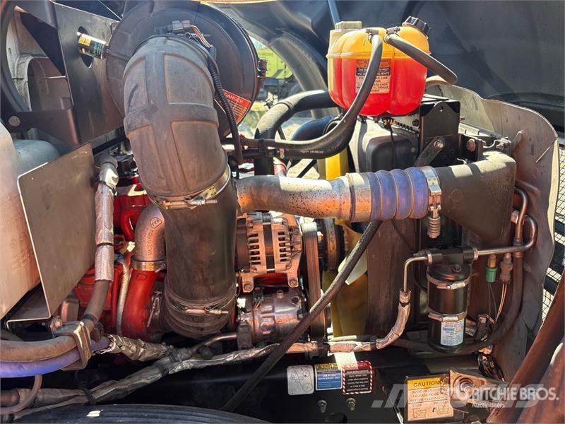 Mack MD 4x2 Van Truck شاحنات ذات هيكل صندوقي