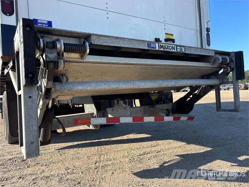 Mack MD 4x2 Van Truck Samochody ciężarowe ze skrzynią zamkniętą