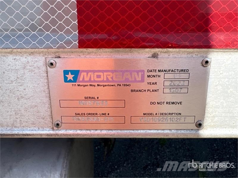 Mack MD 4x2 Van Truck شاحنات ذات هيكل صندوقي