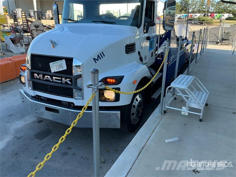 Mack MD6 4x2 Car Carrier Truck 차량 수송차