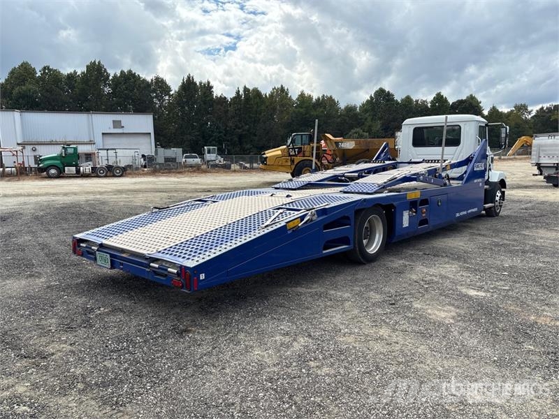 Mack MD6 4x2 Car Carrier Truck Autotransporter