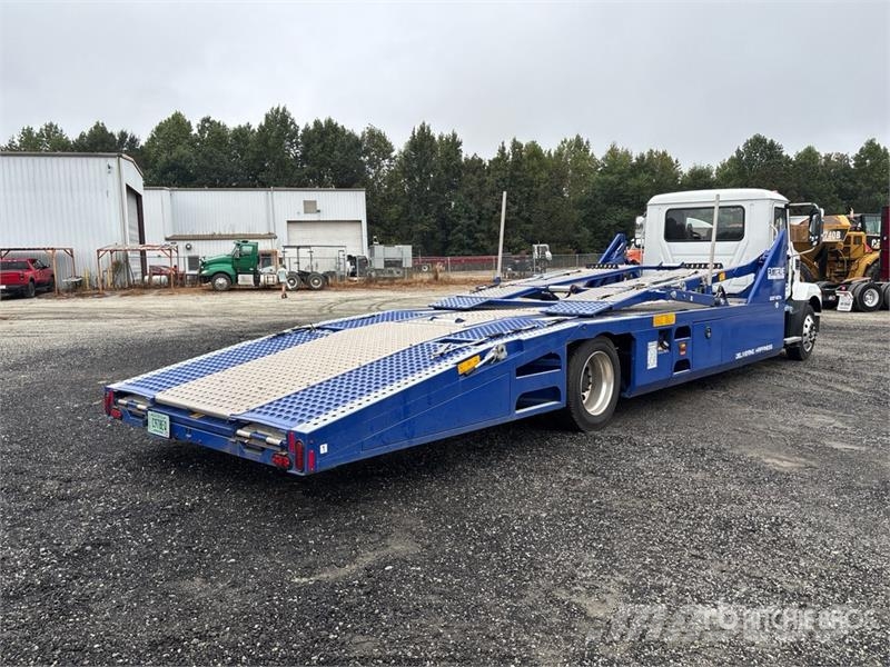 Mack MD6 4x2 Car Carrier Truck Oprijwagen