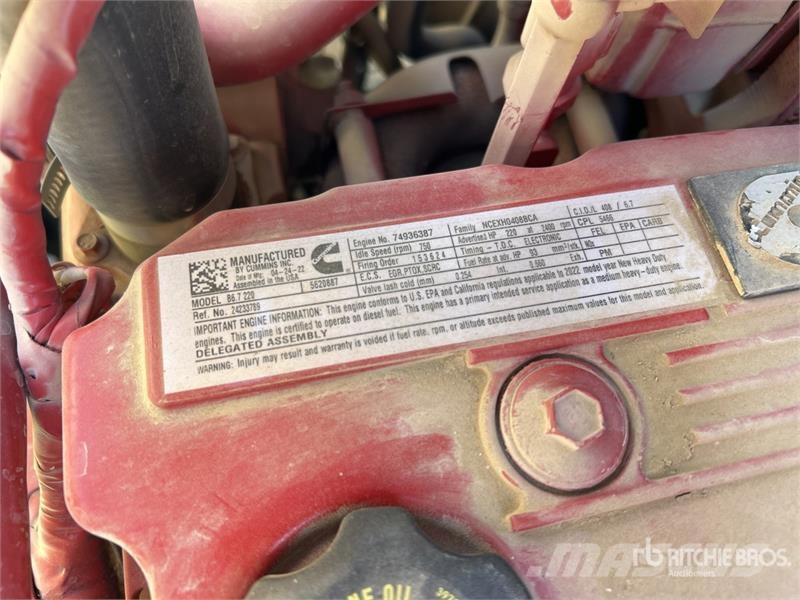 Mack MD624R 4x2 Water Truck Tovornjaki za vodo