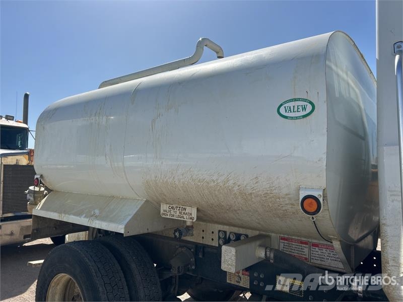Mack MD624R 4x2 Water Truck Tovornjaki za vodo