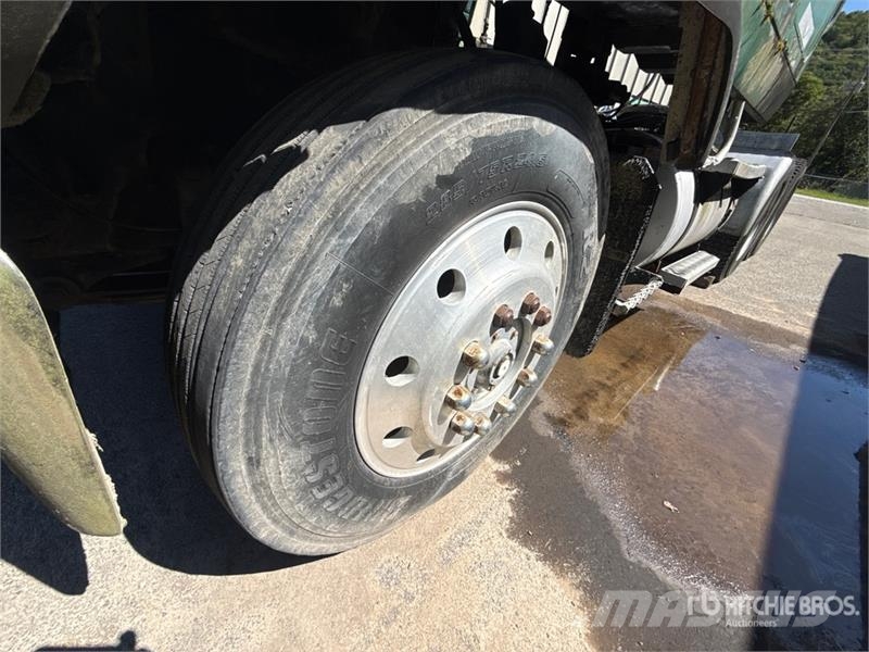 Mack MH600 6x4 T/A Cabover w/ Sleeper Dragbilar