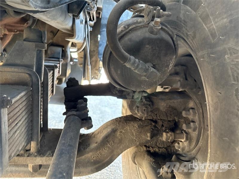 Mack MR688S Betonvedēji