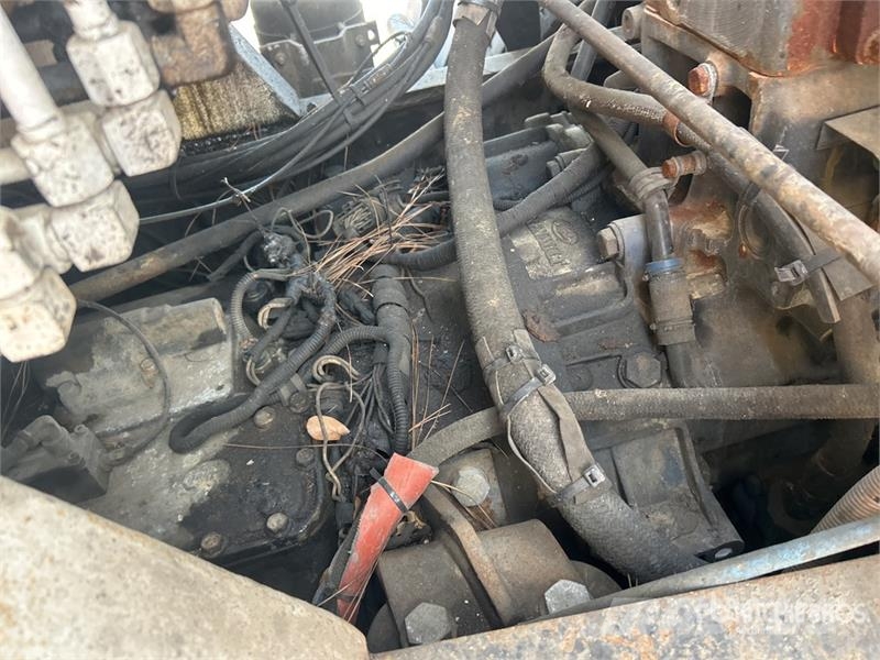 Mack MR688S Betonvedēji