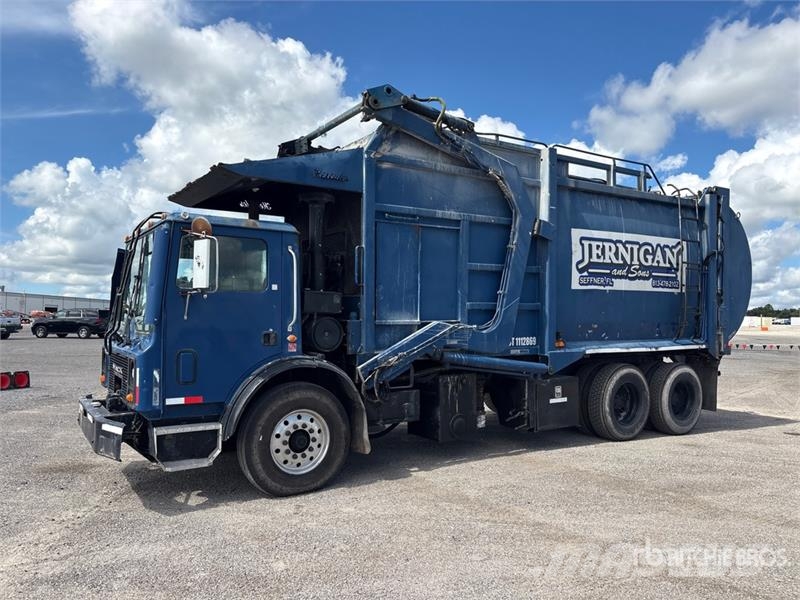 Mack MR690S Atkritumu izvešanas transports