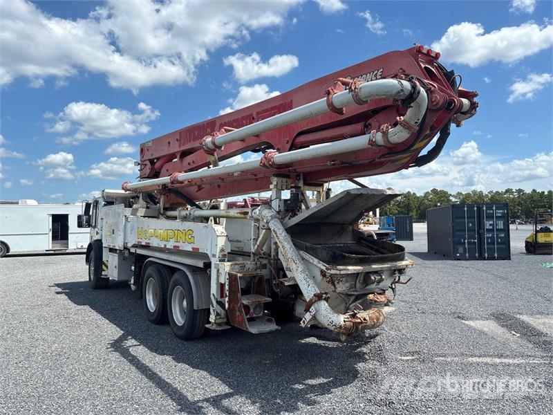 Mack MRU613 Betonmischer