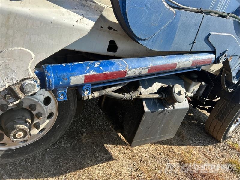 Mack MRU633 10x4 Front Loader Waste Collection Truck Camion dei rifiuti