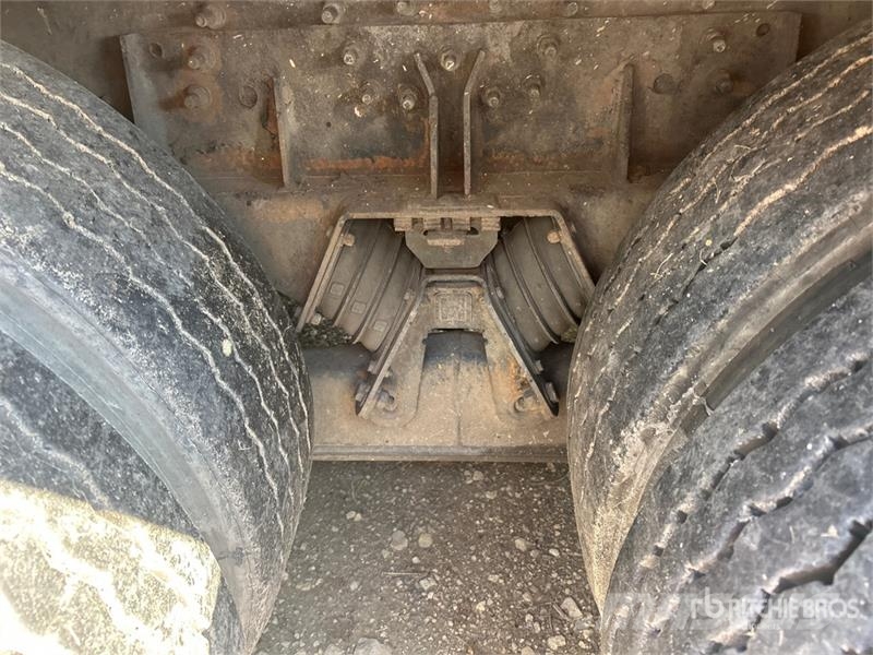 Mack MRU633 10x4 Front Loader Waste Collection Truck Camion dei rifiuti
