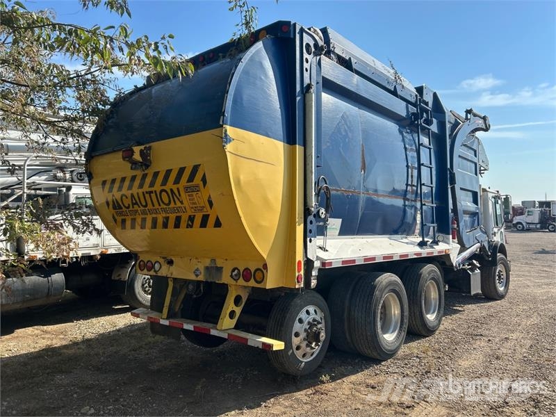 Mack MRU633 10x4 Front Loader Waste Collection Truck Camion dei rifiuti