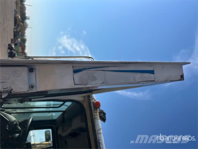 Mack MRU633 10x4 Front Loader Waste Collection Truck Camion dei rifiuti
