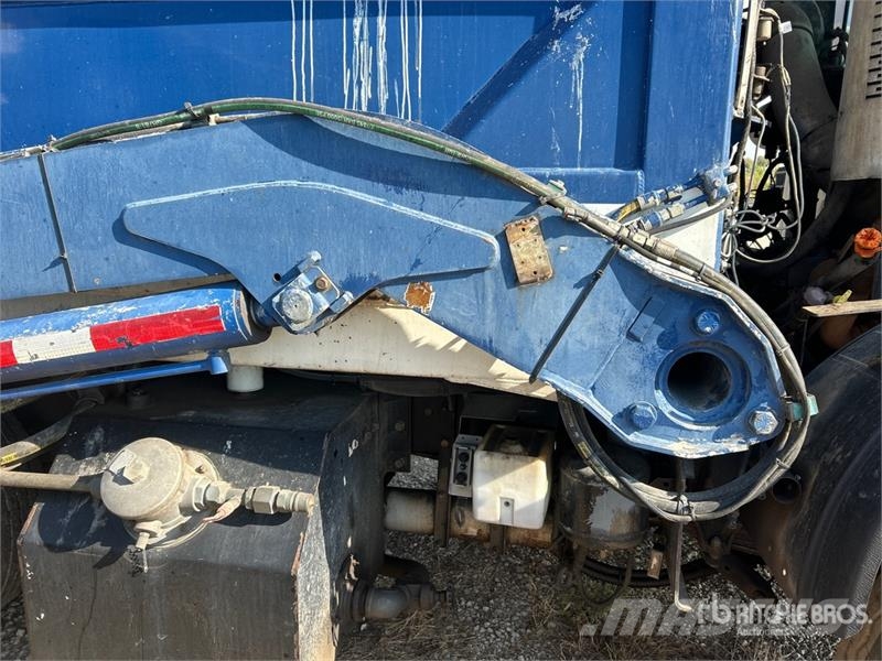 Mack MRU633 10x4 Front Loader Waste Collection Truck Camion dei rifiuti