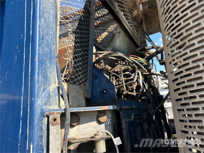 Mack MRU633 10x4 Front Loader Waste Collection Truck Camion dei rifiuti