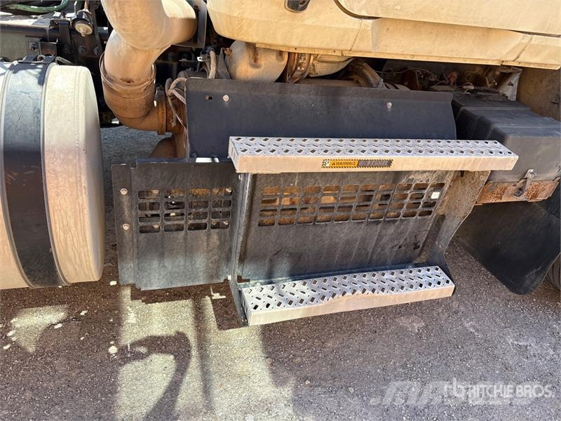 Mack P164T 6x4 T/A Day Cab Truck Tractor Trekkers