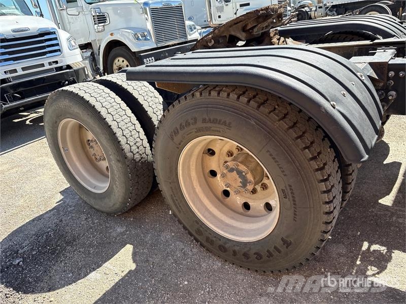 Mack P164T 6x4 T/A Day Cab Truck Tractor Trekkers