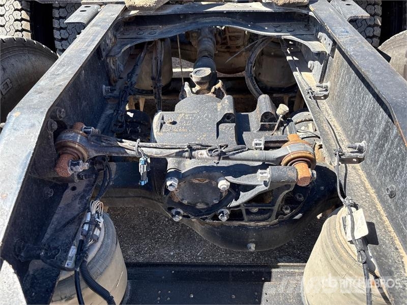 Mack P164T 6x4 T/A Day Cab Truck Tractor Trekkers