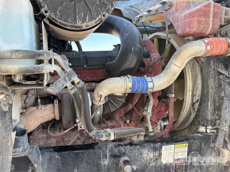 Mack Pinnacle 6x4 T/A Sleeper Truck Tractor Trekkvogner