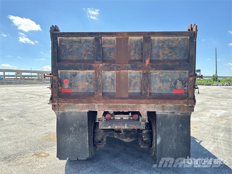 Mack R686ST Kipper