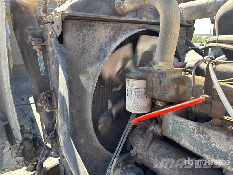 Mack R686ST Kipper