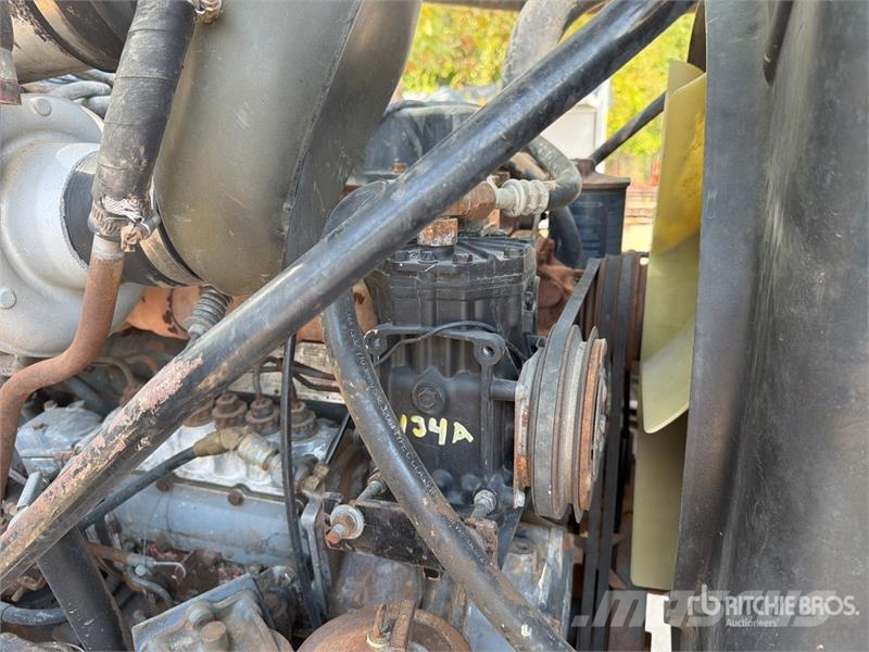 Mack R690ST 6x4 Water Truck 水罐车