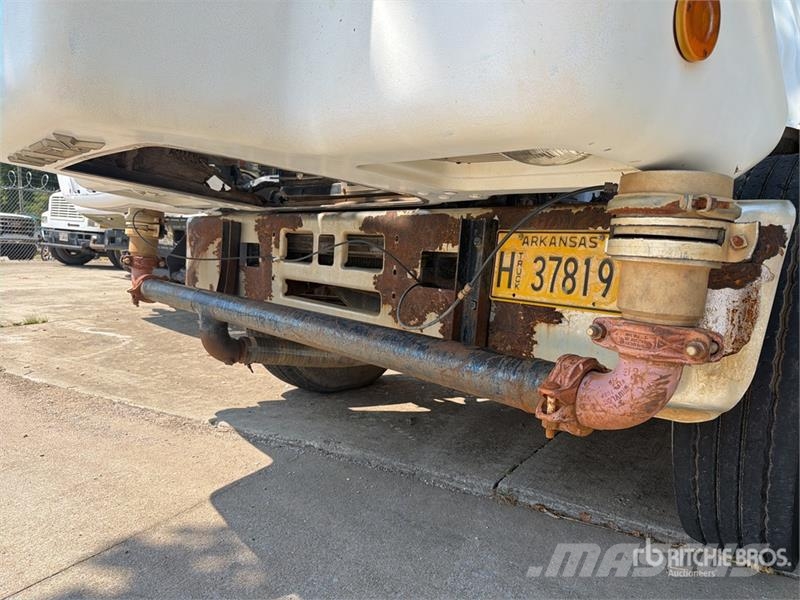 Mack R690ST 6x4 Water Truck 水罐车