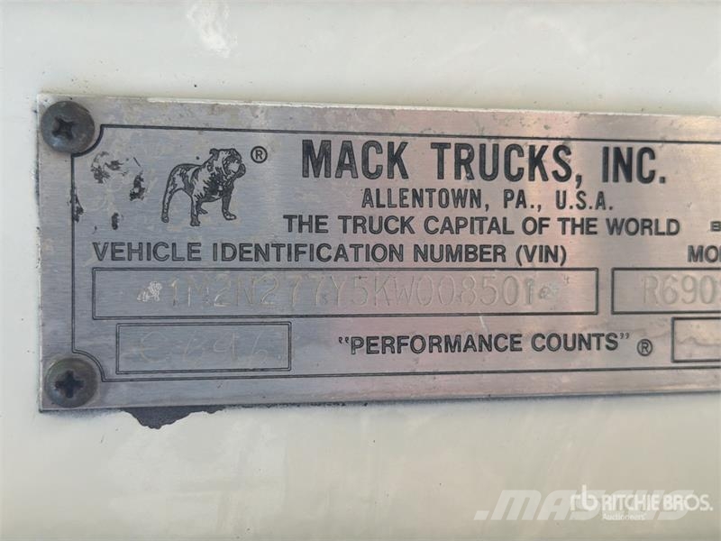 Mack R690ST 6x4 Water Truck 水罐车