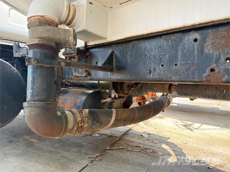 Mack R690ST 6x4 Water Truck 水罐车