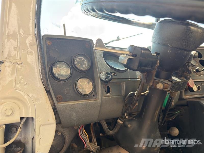 Mack R690ST 6x4 Water Truck 水罐车