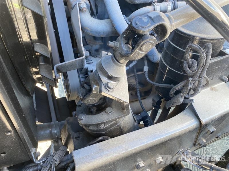 Mack RD688S 傾卸式卡車