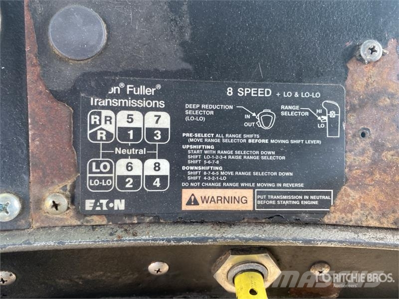 Mack RD688S 傾卸式卡車