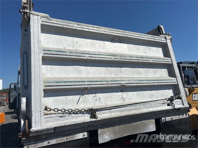 Mack RD688S 12x4 Simple 16 Five Axle Dump Truck Tippbil