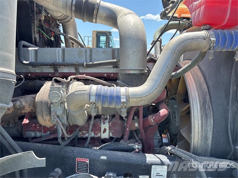 Mack TD713 Truck Tractor Units