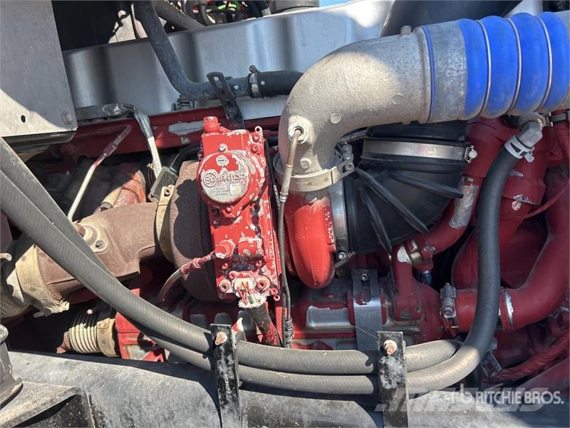 Mack XS166L Knuckle Boom on Mack GU813 6x4 Boom Truck Tovornjaki z žerjavom