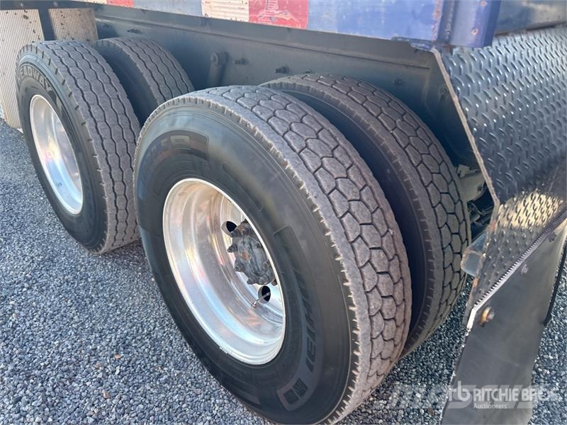 Mack XS166L Knuckle Boom on Mack GU813 6x4 Boom Truck Tovornjaki z žerjavom