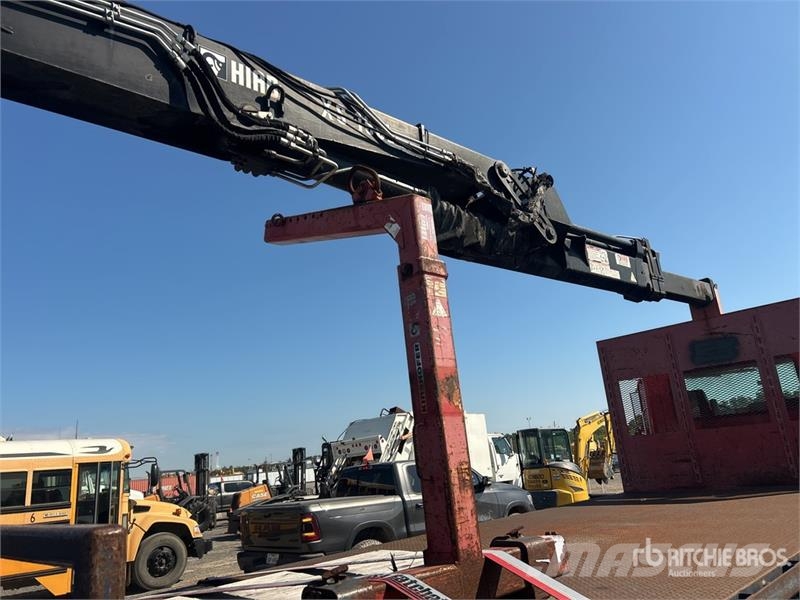 Mack XS166L Knuckle Boom on Mack GU813 6x4 Boom Truck Tovornjaki z žerjavom