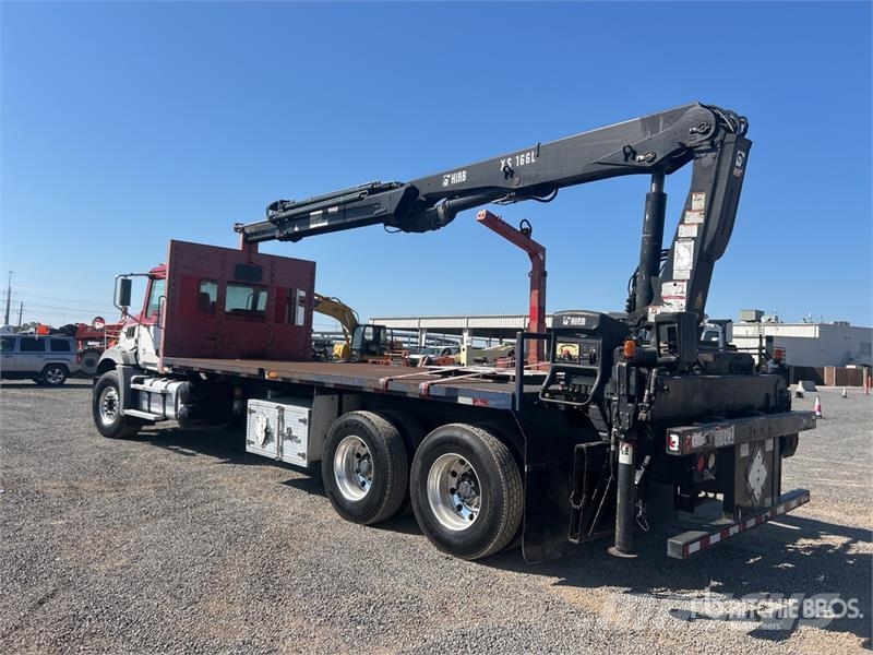 Mack XS166L Knuckle Boom on Mack GU813 6x4 Boom Truck Tovornjaki z žerjavom