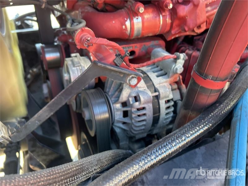 Mack XS166L Knuckle Boom on Mack GU813 6x4 Boom Truck Tovornjaki z žerjavom