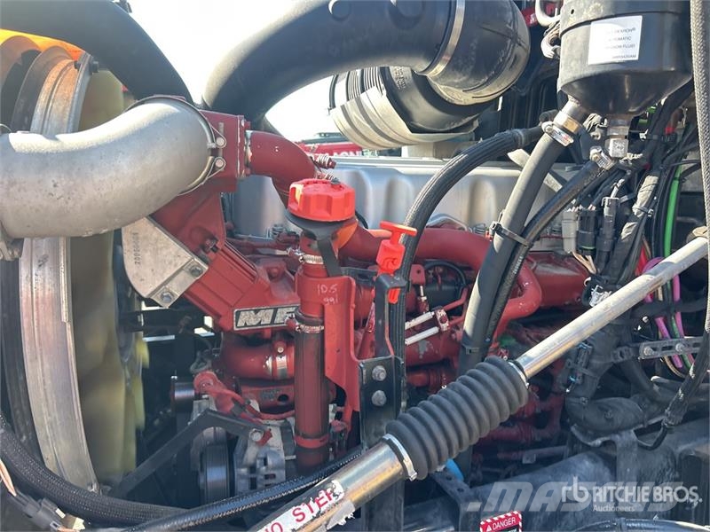 Mack XS166L Knuckle Boom on Mack GU813 6x4 Boom Truck Tovornjaki z žerjavom