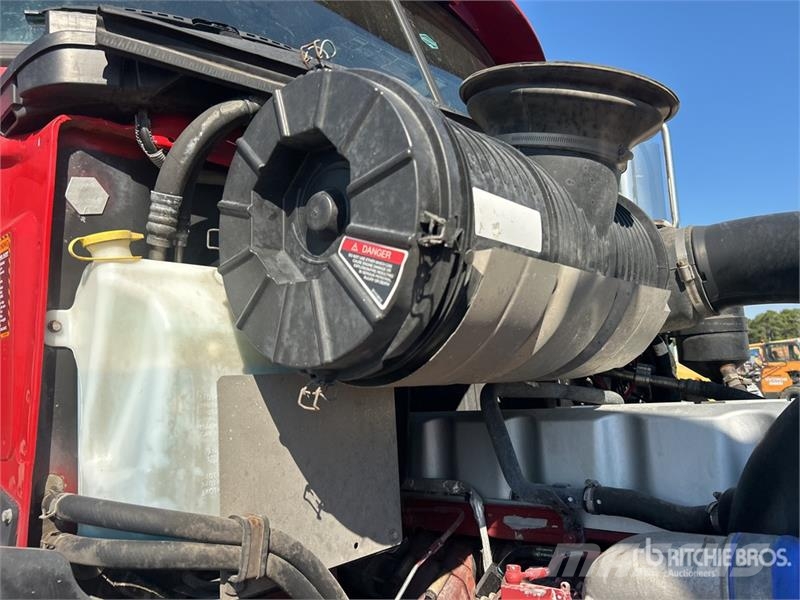 Mack XS166L Knuckle Boom on Mack GU813 6x4 Boom Truck Tovornjaki z žerjavom
